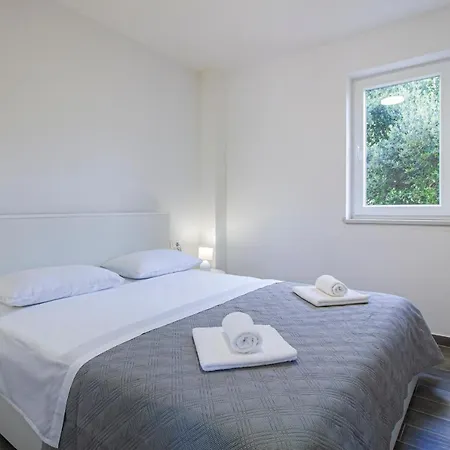 Apartment Estera *